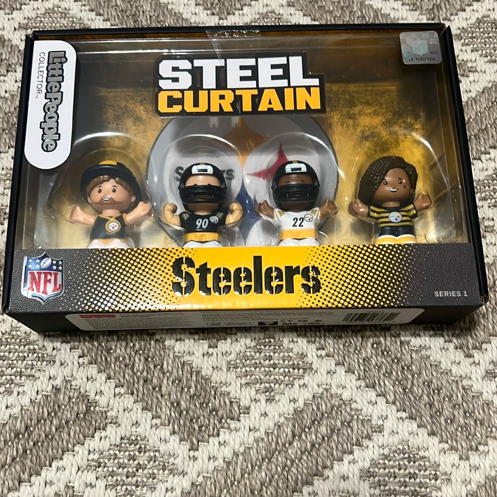 New in Box! Fisher Price Little People Steelers Collectibles Series 1